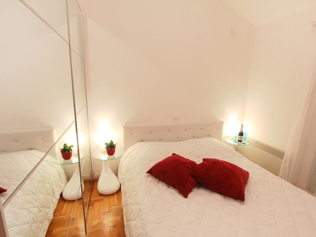 Apartment Cindy Laurana Esterno foto