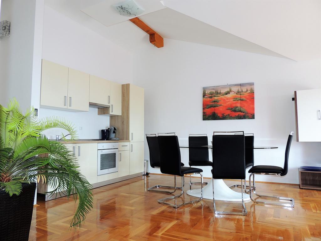 Apartment Cindy Laurana Esterno foto