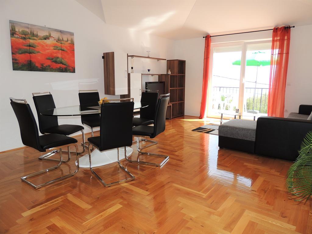 Apartment Cindy Laurana Esterno foto